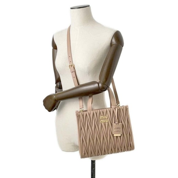 Miu Miu Matelassé Leather Tote Bag Handbag - Picture 4 of 11